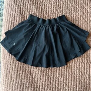 lululemon Court Rival High-Rise Skirt
Long in BLACK NWOT